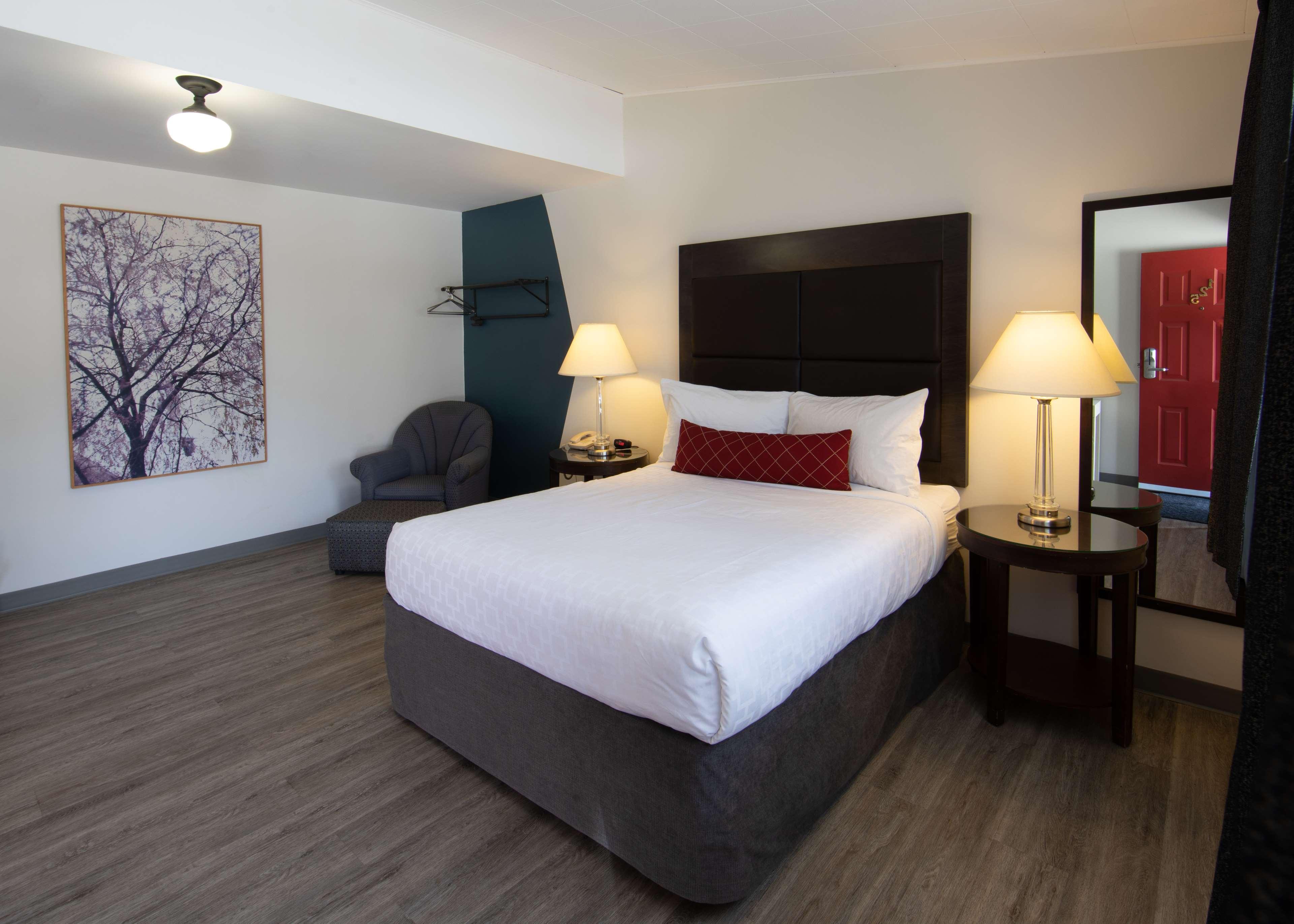 Surestay Hotel By Best Western Каслгар Экстерьер фото